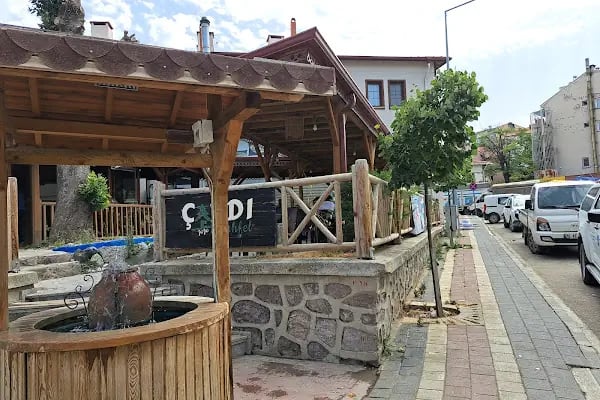 Belediye Çay Bahçesi - Resim 8