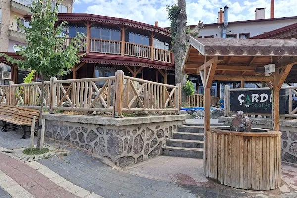 Belediye Çay Bahçesi - Resim 2