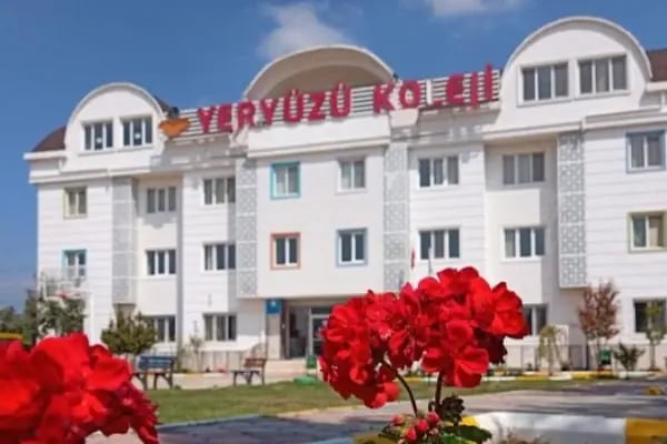YERYÜZÜ KOLEJİ - Resim 19