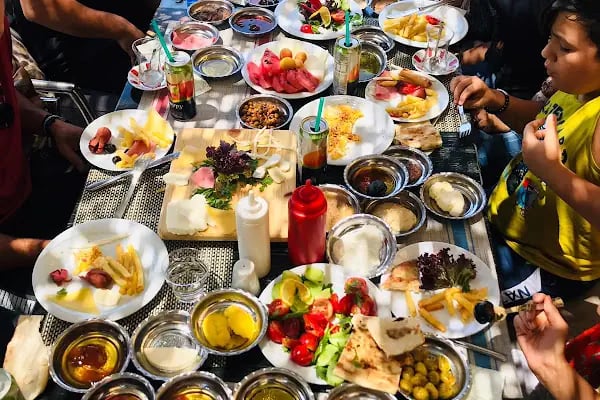 Selfie Cafe Gaziantep Serpme Kahvaltı Salonu - Resim 10