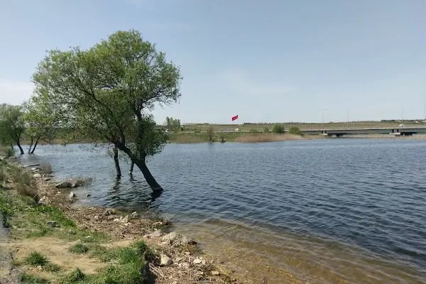 Bahşayiş-Karaağaç Yolu (Göl Geçiti) - Resim 1
