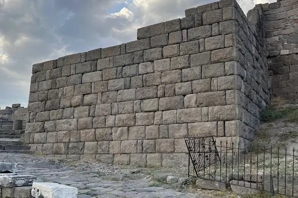 Akropol Yukarı Teleferik İstasyonu - Resim 10