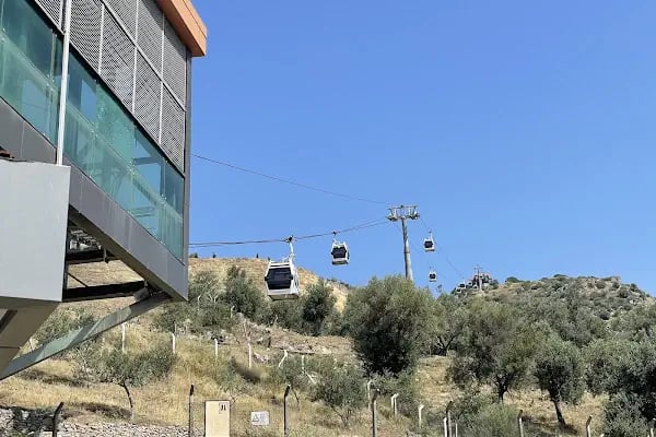 Akropol Yukarı Teleferik İstasyonu - Resim 2