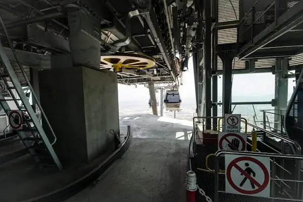 Akropol Yukarı Teleferik İstasyonu - Resim 3