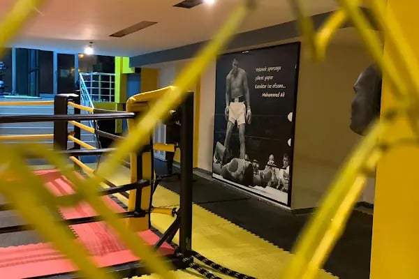 Fit or Fight Fitness Gym - Resim 10