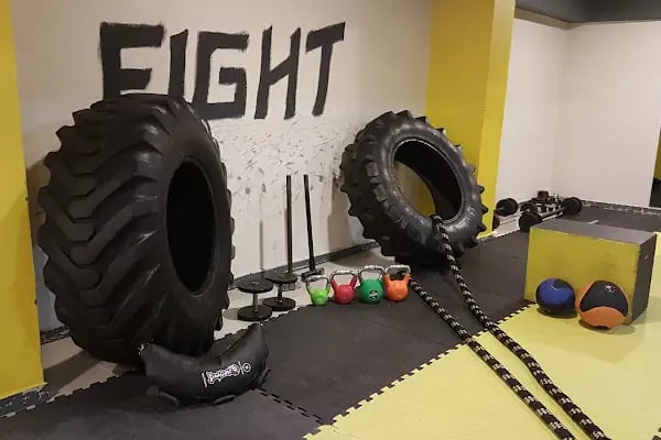 Fit or Fight Fitness Gym - Resim 5