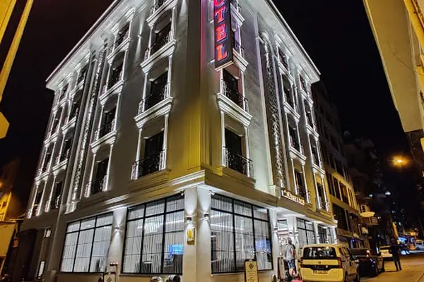 BY OTEL NİLÜFER - Resim 1
