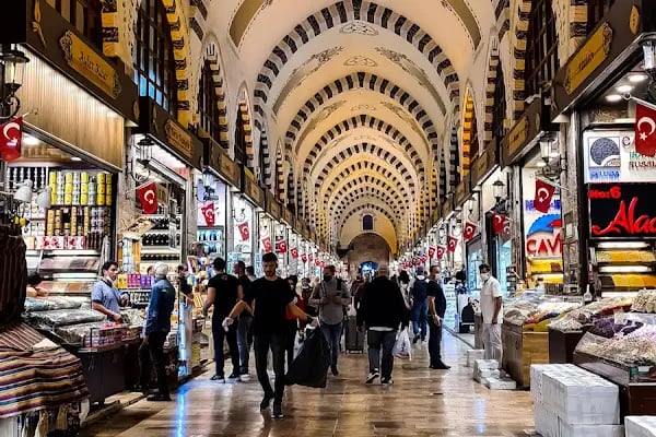 Ankara Yüksek Hızlı Tren Garı - Resim 1