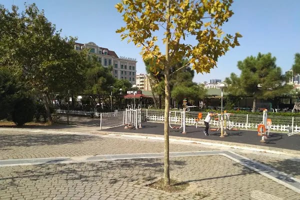 Replik Cafe Restaurant - Resim 14
