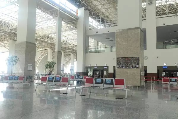 Avis - Diyarbakir Havalimanı Şubesi - Resim 7