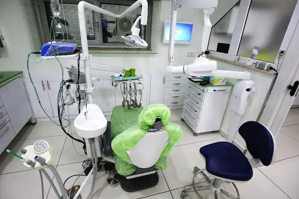 Uzunçarşı Diş Polikliniği - Resim 5