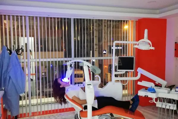 Özel Avrupadent Bozyaka Ağız ve Diş Sağlığı Polikliniği - Resim 3
