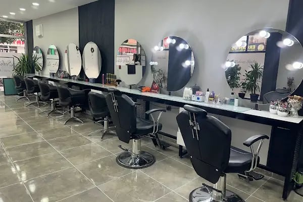 Sebile Altın Hair Make-Up Studio - Resim 9
