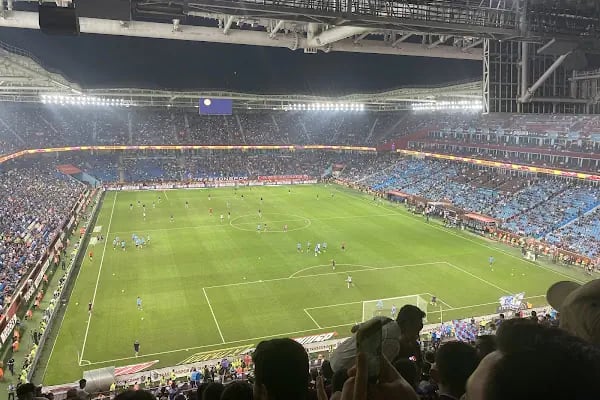 Şenol Güneş Spor kompleksi - Resim 2