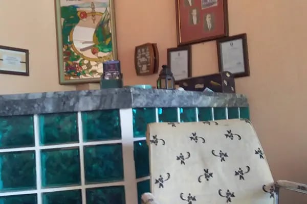 Four Seas Hotel - Resim 14