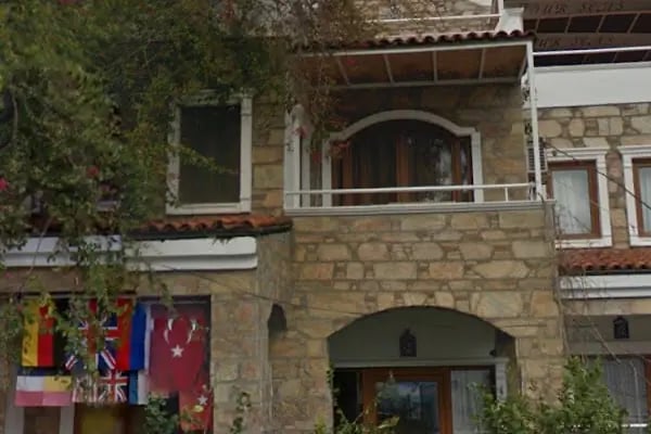 Four Seas Hotel - Resim 7