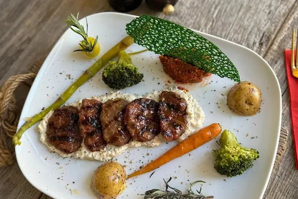 Secret Garden Restaurant Büyükada - Resim 4