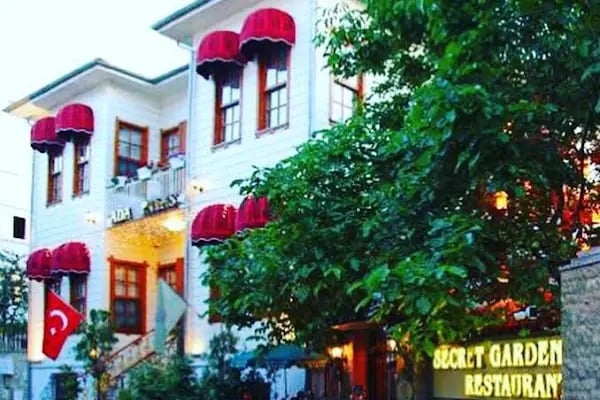 Secret Garden Restaurant Büyükada - Resim 12