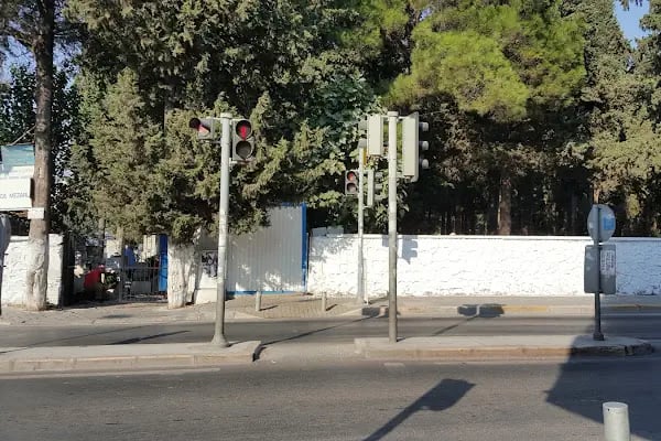 Eski Mezarlık Otobüs Durağı - Resim 5