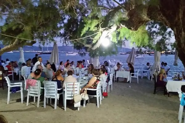 Ninetta Beach &amp; Restaurant - Resim 7