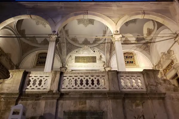 Kılıç Ali Paşa Türbesi - Resim 18