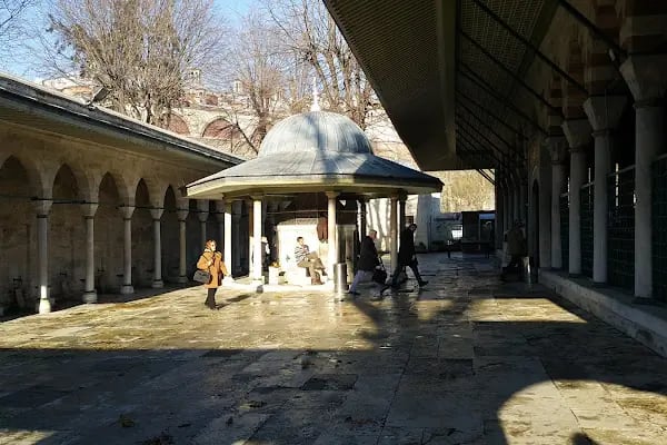 Kılıç Ali Paşa Türbesi - Resim 5