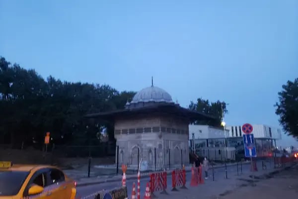 Kılıç Ali Paşa Türbesi - Resim 17