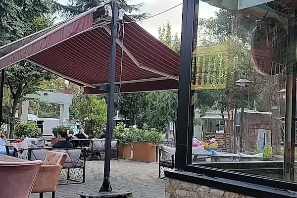 VaV Cafe - Resim 8