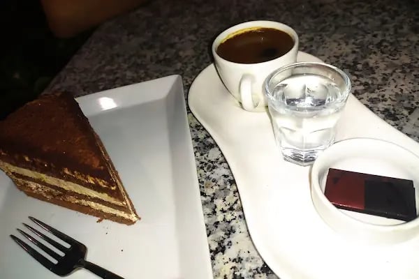 VaV Cafe - Resim 6