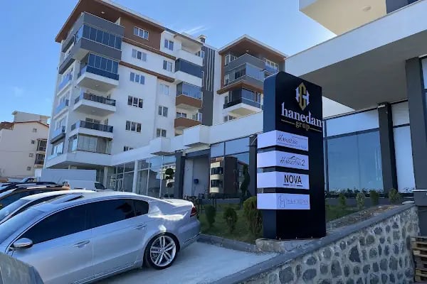 Trabzon Araç Kiralama | Havalimanı Rent a Car | Hanedan تأجير سيارات في طرابزون - Resim 2