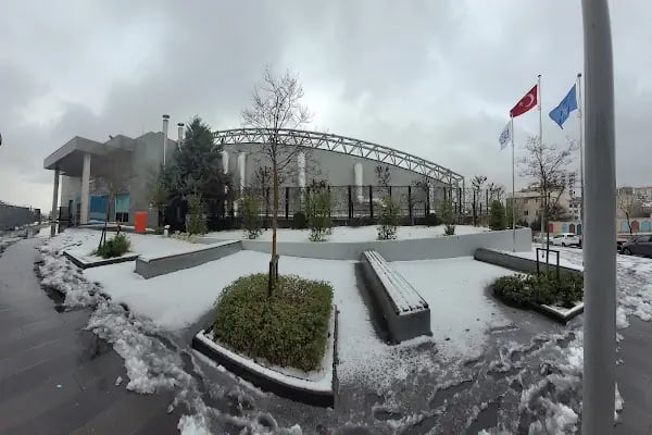 İBB Esenler Spor Kompleksi - Resim 7