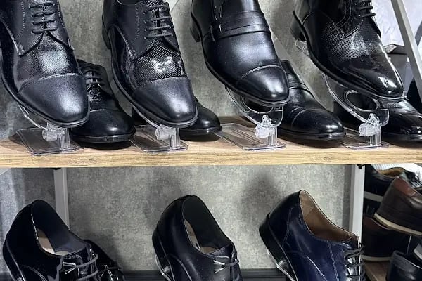 Em &amp; Ce Shoes - Resim 6