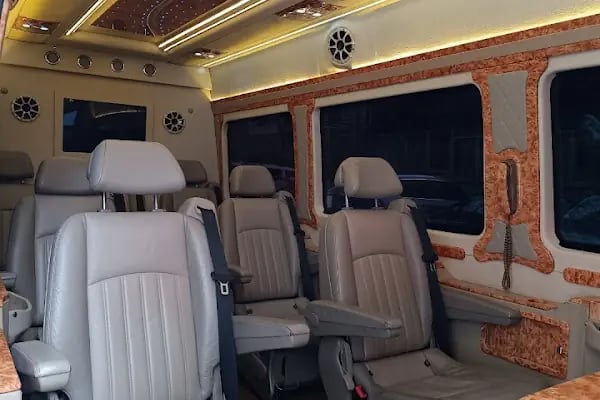Han Vip Turizm Özel Şoförlü Vip Araç Kiralama - Resim 14