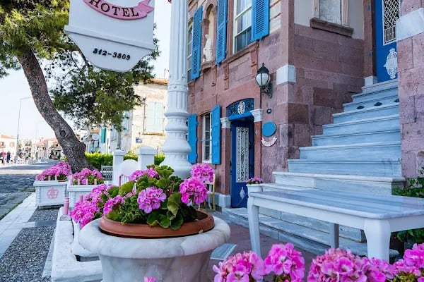 Lola 38 Hotel - Resim 9