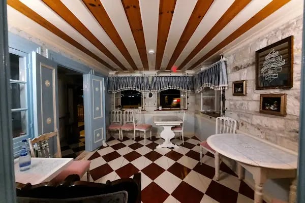 Lola 38 Hotel - Resim 16