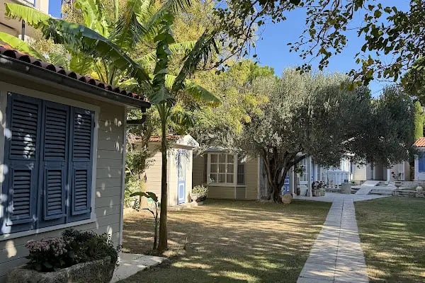 Lola 38 Hotel - Resim 19
