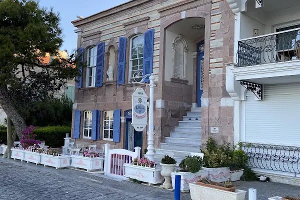 Lola 38 Hotel - Resim 12