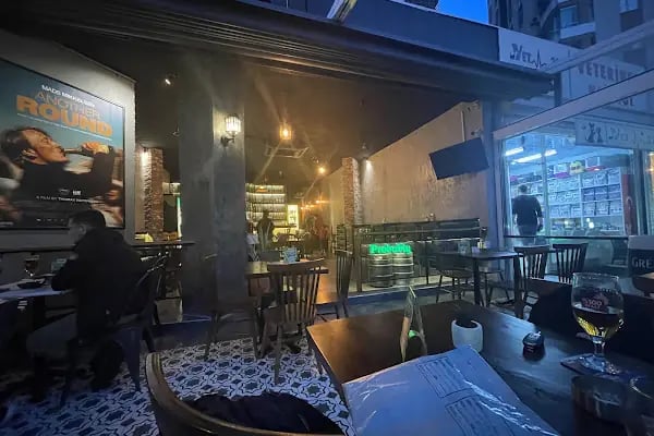 ROM PUB - Resim 19