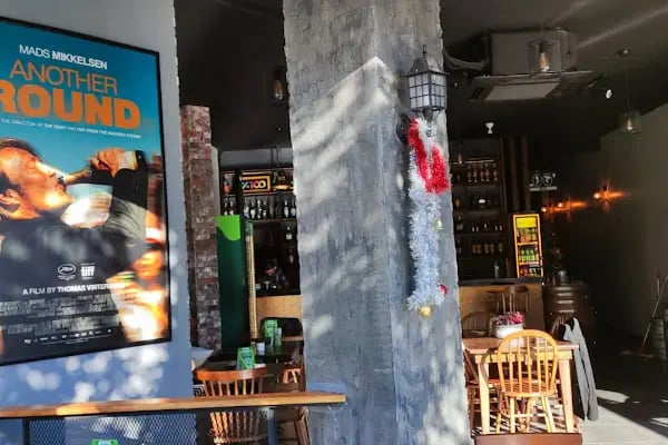 ROM PUB - Resim 20
