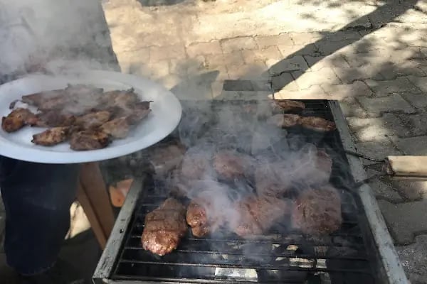 Dağ Evi Mangal Kuzu Çevirme - Resim 3