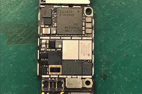 iPhone Teknik Servis Sarsan İletişim - Resim 4