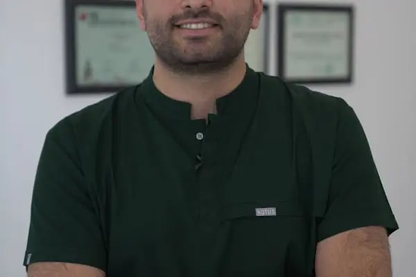 Nöbetçi Dişçi Bağcılar | Özel Bağcılar Güleryüz Diş Kliniği - Resim 17