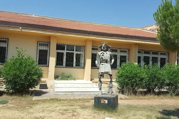 Işılay Saygın Güzel Sanatlar Lisesi - Resim 8