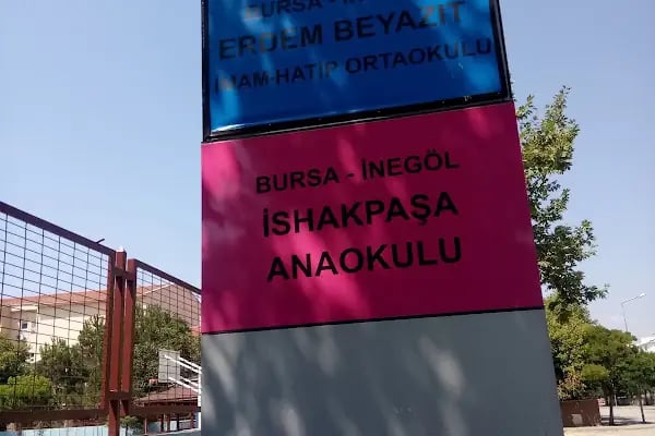 Erdem Beyazıt İmam Hatip Ortaokulu - Resim 4