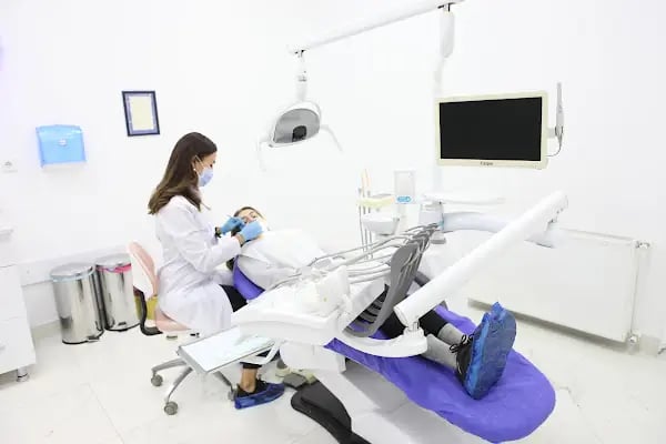 Dent Forum Ağız ve Diş Sağlığı Polikliniği - Resim 2