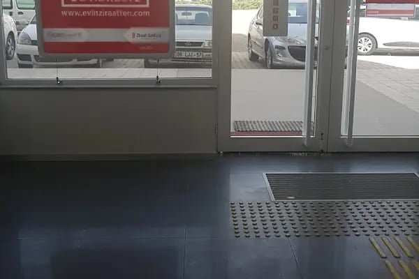 Ziraat Bankası Ayaş/Ankara Şubesi - Resim 2