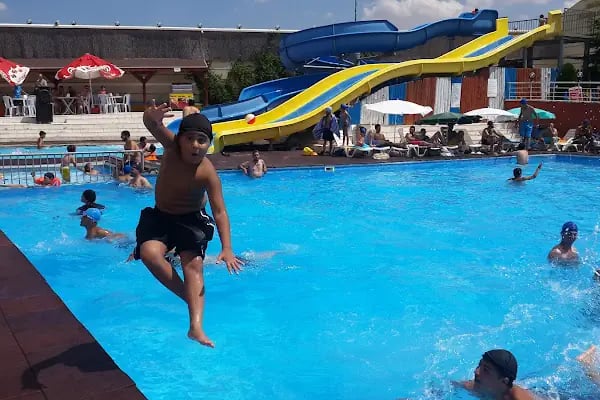 Çiçektepe Halka Açık Yüzme Havuzu Ve Acı Su Tesisi - Resim 2