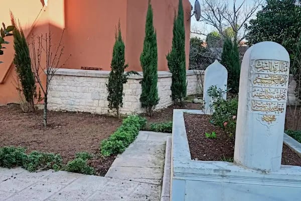 Haceti Hafir Türbesi - Resim 16