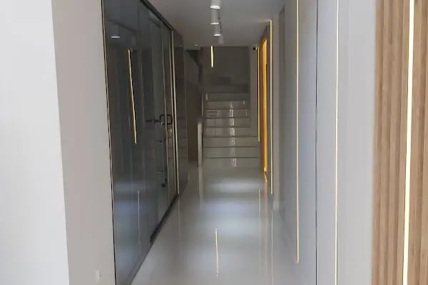 Doç. Dr. Arzu Akçal Plastik ve Estetik Cerrahi Uzmanı - Resim 7