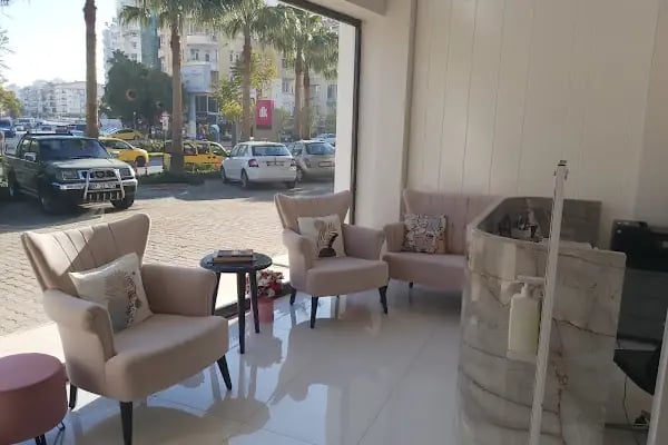 Doç. Dr. Arzu Akçal Plastik ve Estetik Cerrahi Uzmanı - Resim 17